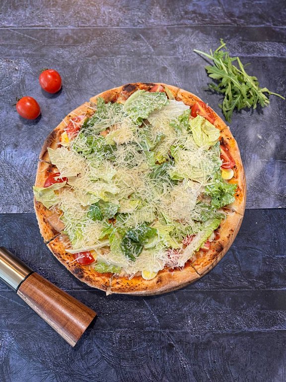 П Пицца Цезарь с курицей